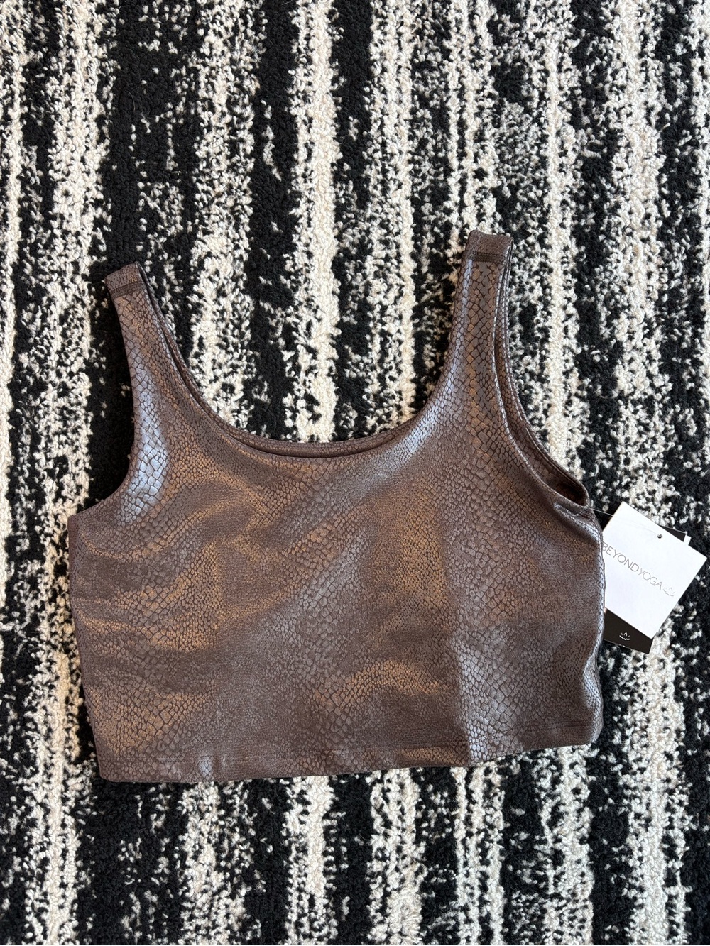 Beyond Yoga Chocolate Textured Crop Tank